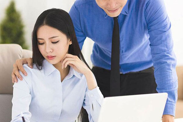 خیانت در محل کار چه علائمی دارد؟