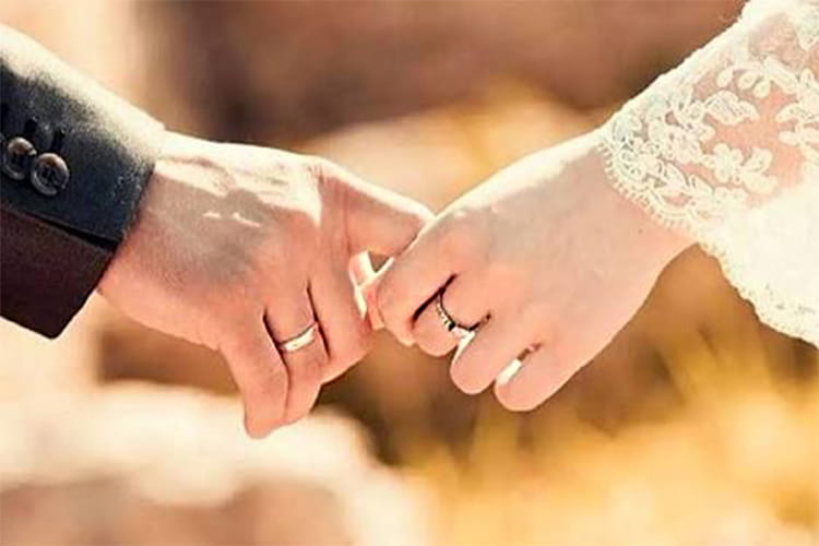 سوره احزاب برای ازدواج